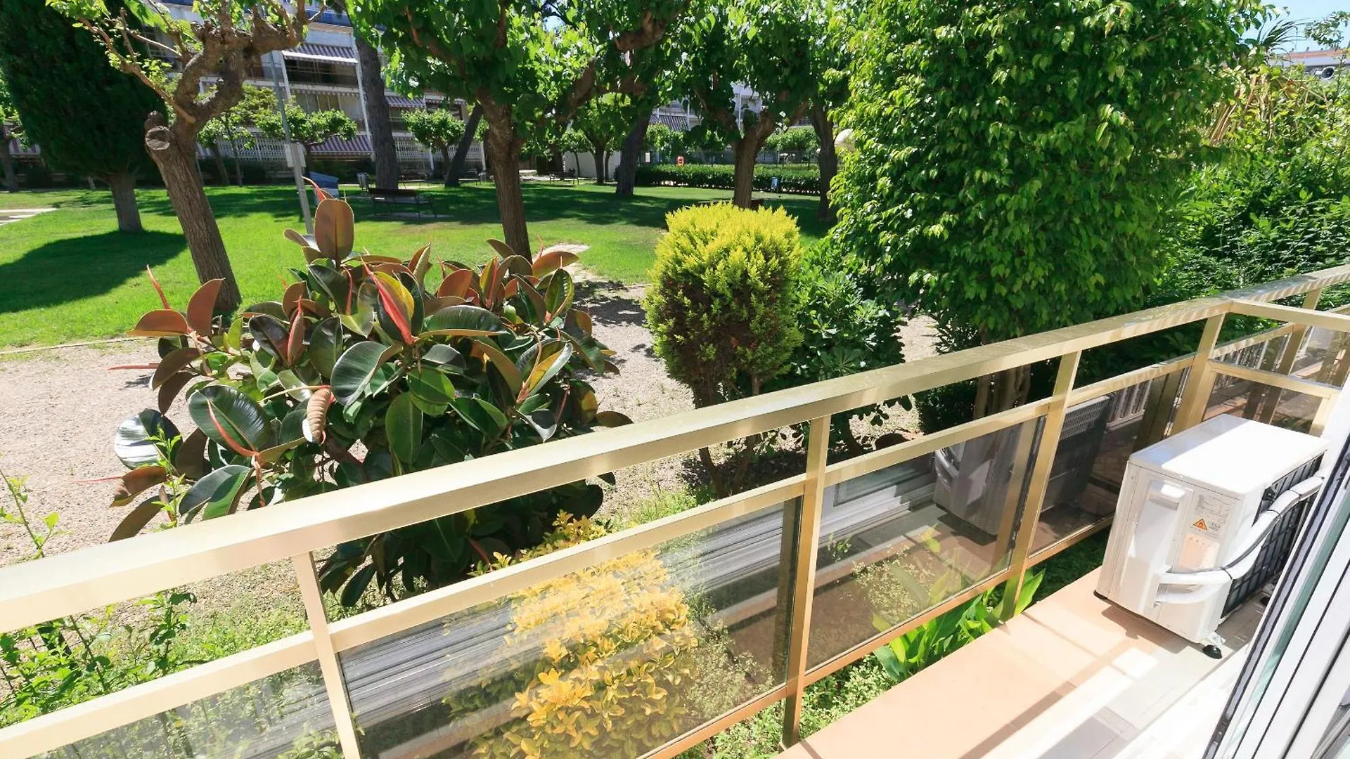 Apartament Uhc Reus Camp I Mar Salou