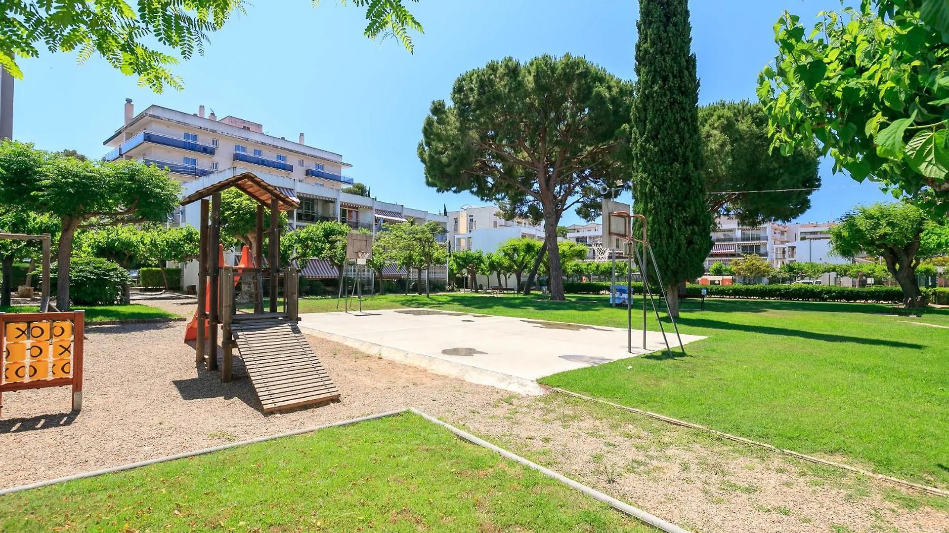 Apartament Uhc Reus Camp I Mar Salou 0*,